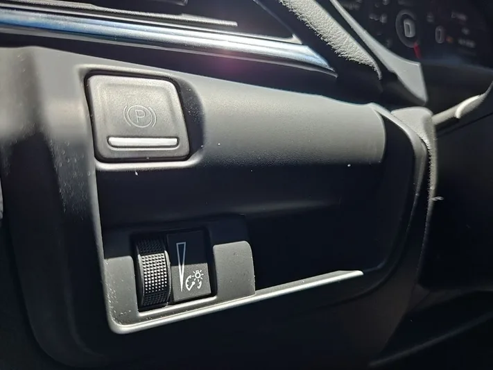 2023 Cadillac CT4 - view 24