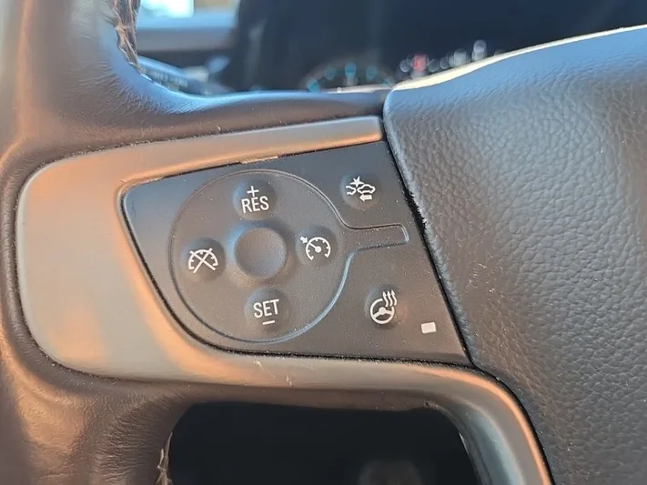 2020 GMC Yukon - view 14