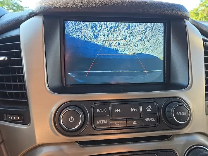 2020 GMC Yukon - view 21