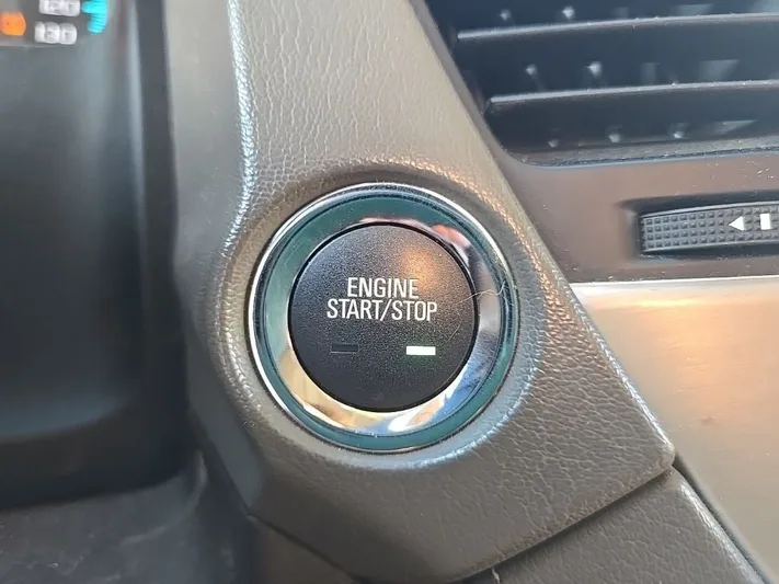 2020 GMC Yukon - view 22