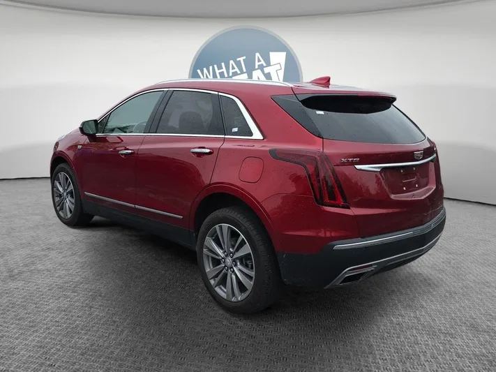 2024 Cadillac XT5 - view 6