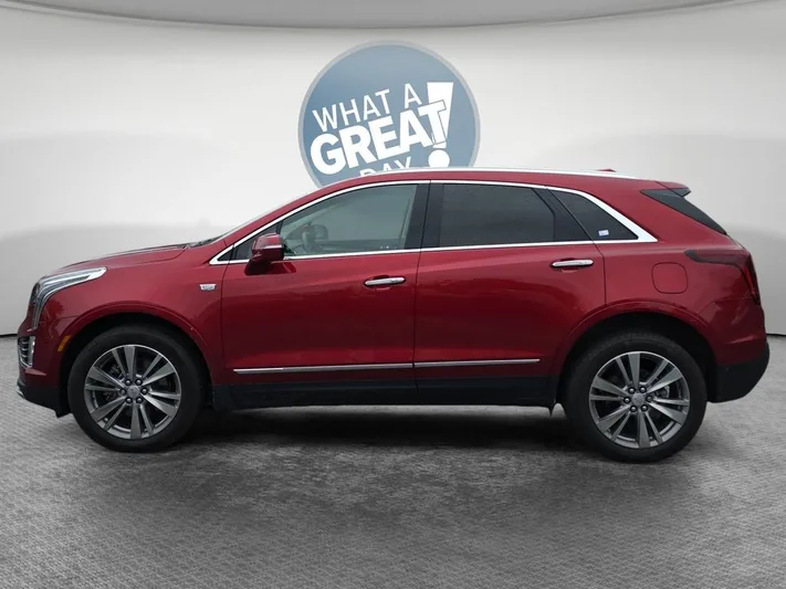2024 Cadillac XT5 - view 7