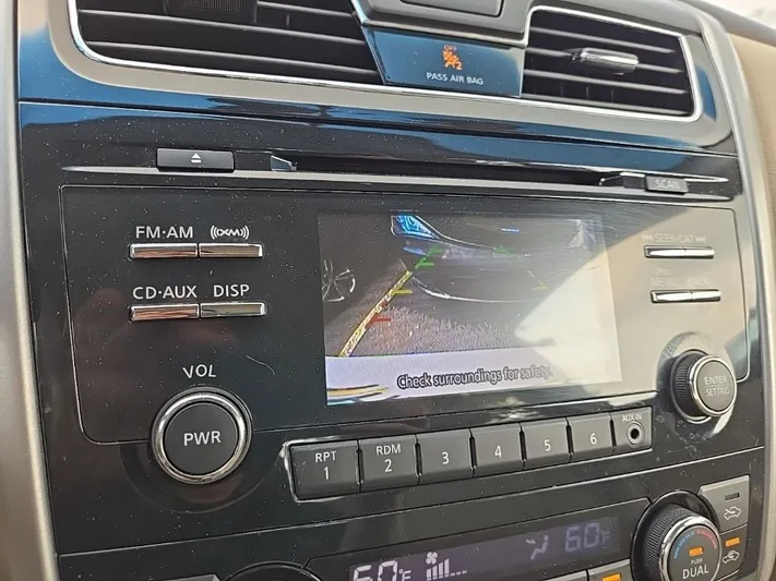 2013 Nissan Altima - view 20