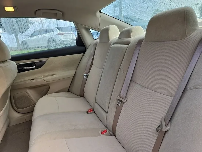 2013 Nissan Altima - view 31