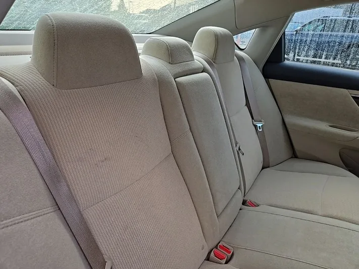 2013 Nissan Altima - view 32