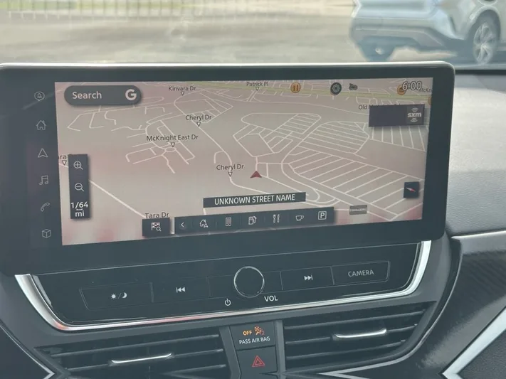2023 Nissan Altima - view 19