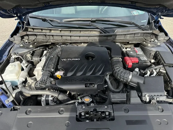 2023 Nissan Altima - view 27