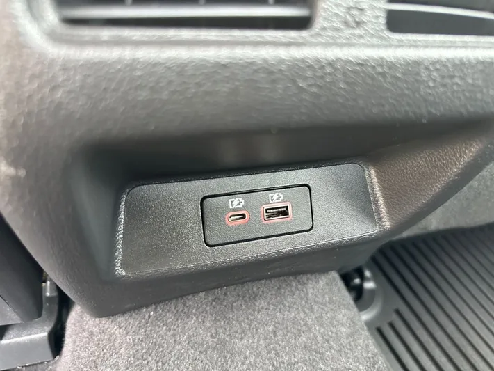 2023 Nissan Altima - view 36