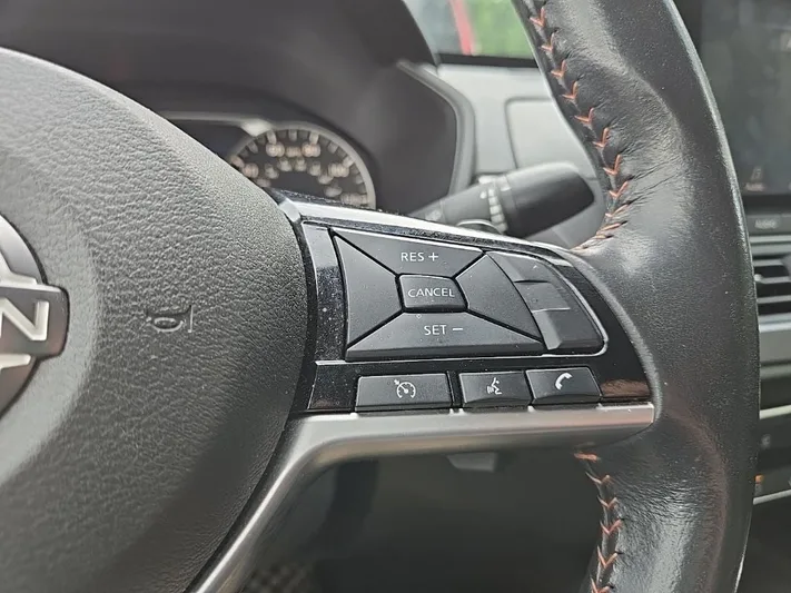 2024 Nissan Altima - view 19