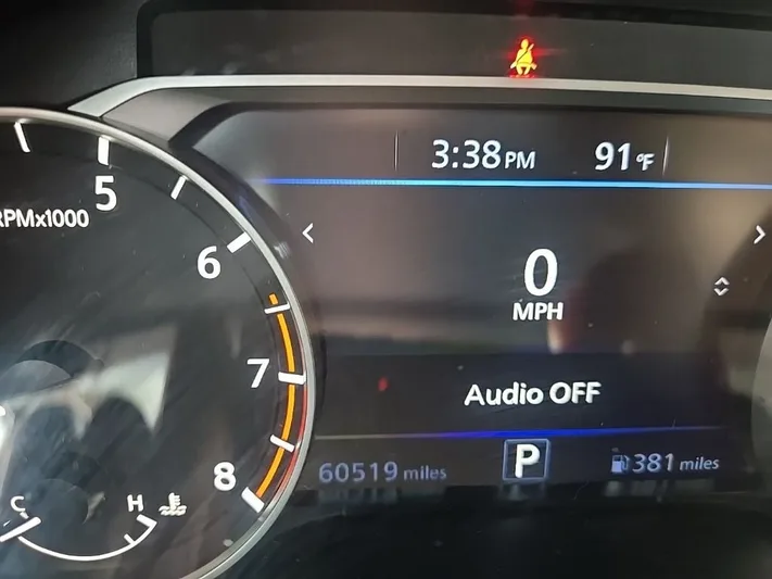 2024 Nissan Altima - view 20