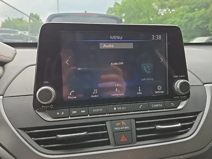 2024 Nissan Altima - view 24