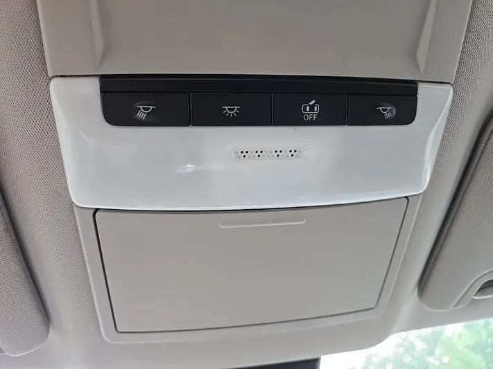 2024 Nissan Altima - view 30