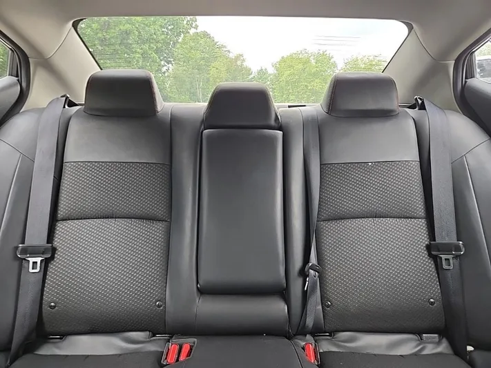 2024 Nissan Altima - view 31