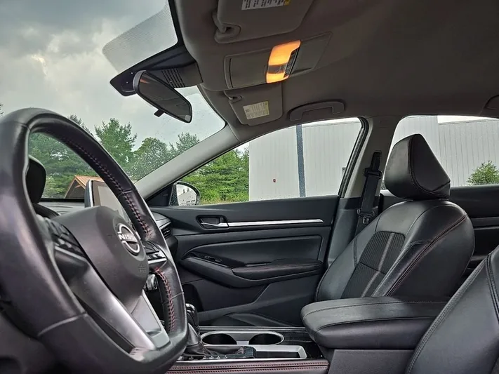 2024 Nissan Altima - view 33