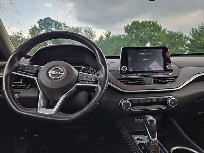 2024 Nissan Altima - view 37