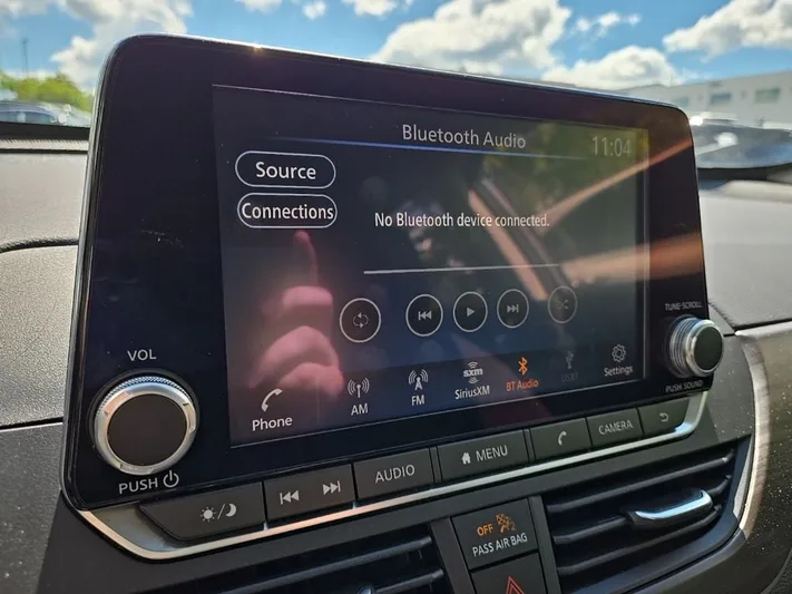 2024 Nissan Altima - view 19