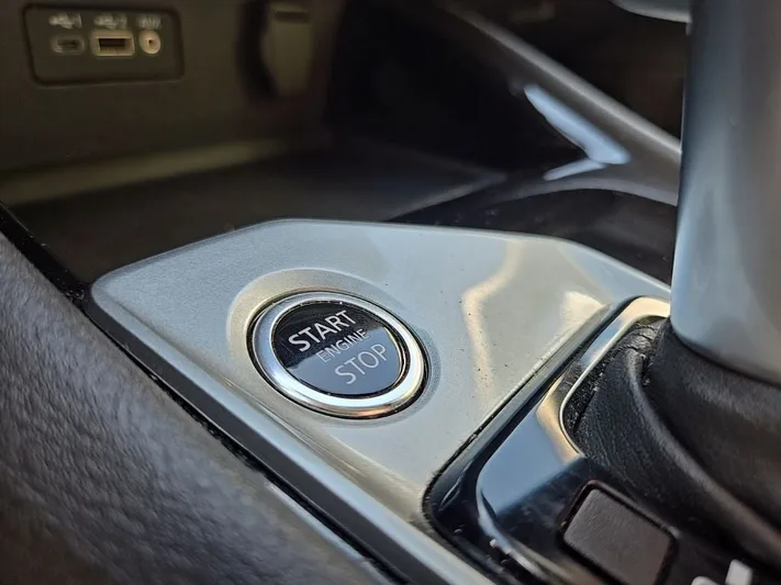 2024 Nissan Altima - view 24