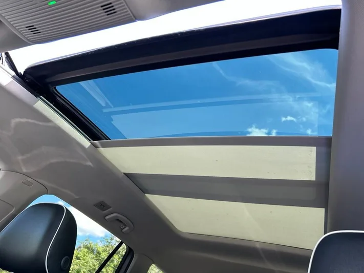 2024 Volkswagen Atlas - view 13