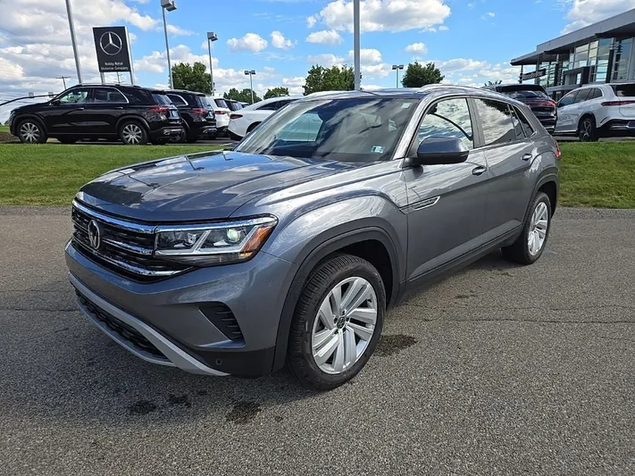 2023 Volkswagen Atlas - view 10