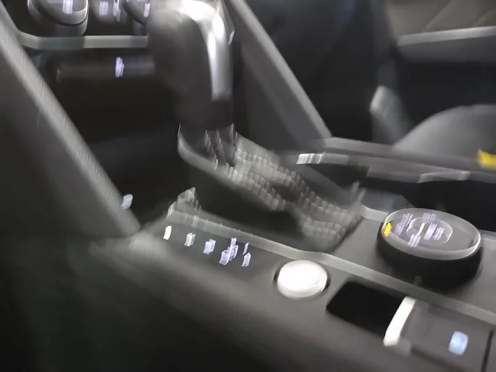 2023 Volkswagen Atlas - view 29