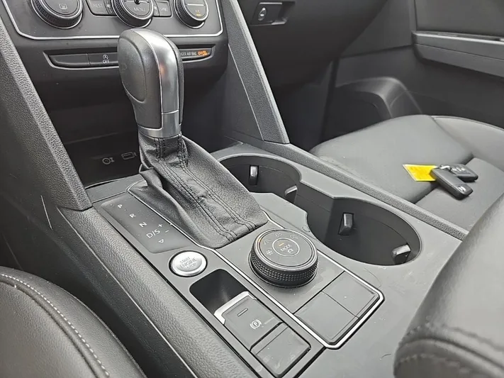 2019 Volkswagen Atlas - view 19