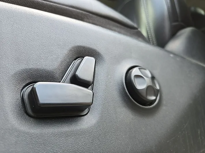 2023 Chrysler Pacifica - view 29
