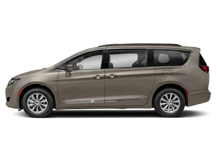 2018 Chrysler Pacifica - view 3