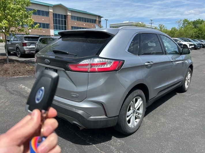 2020 Ford Edge - view 7