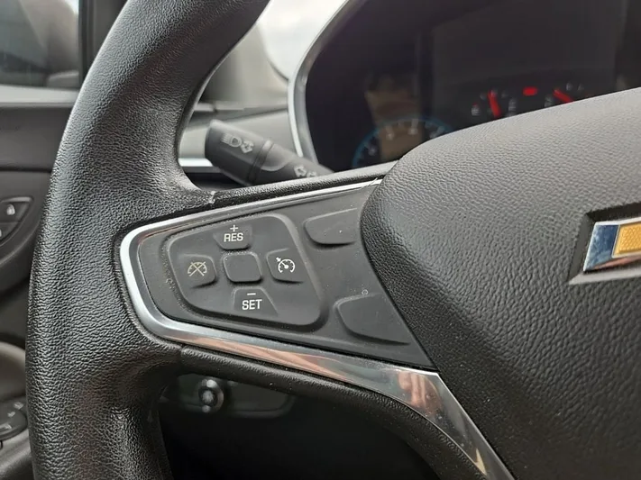2018 Chevrolet Equinox - view 13