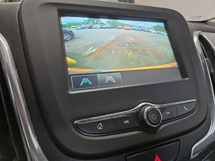 2018 Chevrolet Equinox - view 21