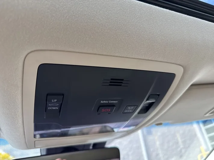 2017 Lexus RX - view 32