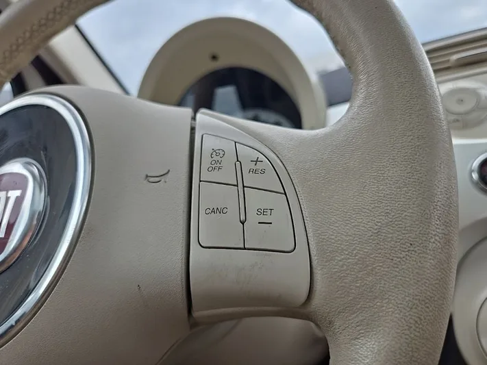 2013 FIAT 500 - view 15