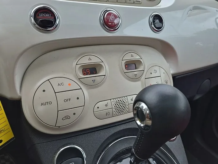 2013 FIAT 500 - view 19