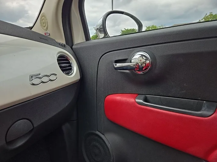 2013 FIAT 500 - view 21