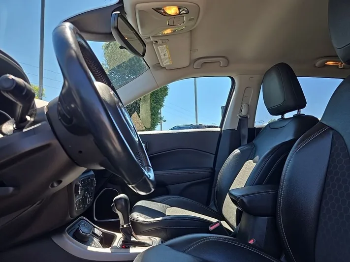 2020 Jeep Compass - view 31