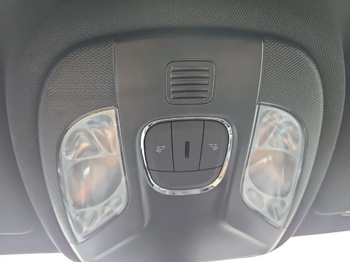 2023 Jeep Compass - view 27