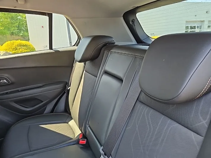 2018 Chevrolet Trax - view 28