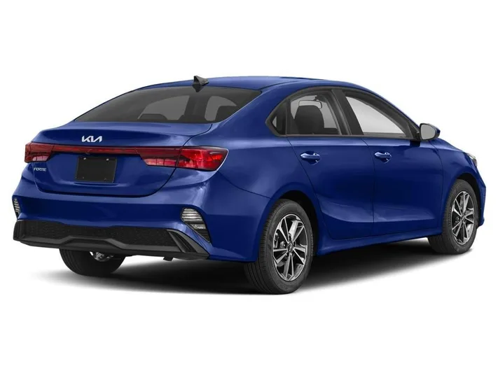 2023 Kia Forte - view 24