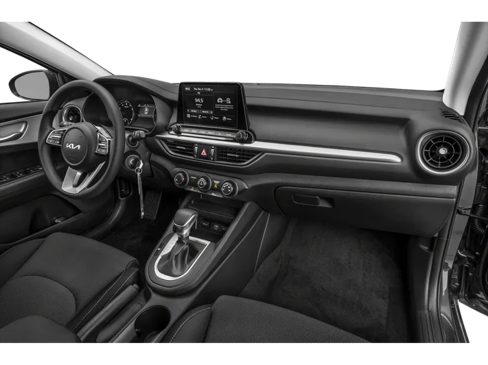 2023 Kia Forte - view 11