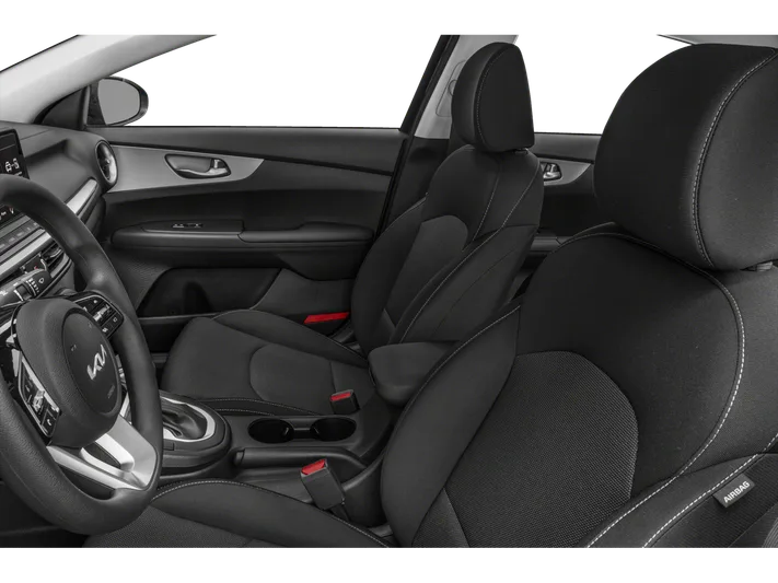 2023 Kia Forte - view 6