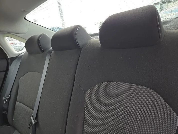 2023 Kia Forte - view 30