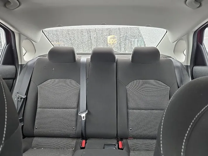 2023 Kia Forte - view 27