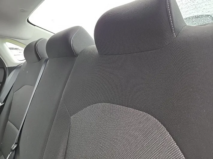 2023 Kia Forte - view 31