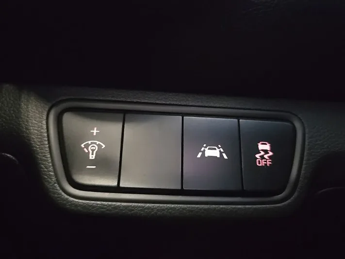 2019 Kia Forte - view 13
