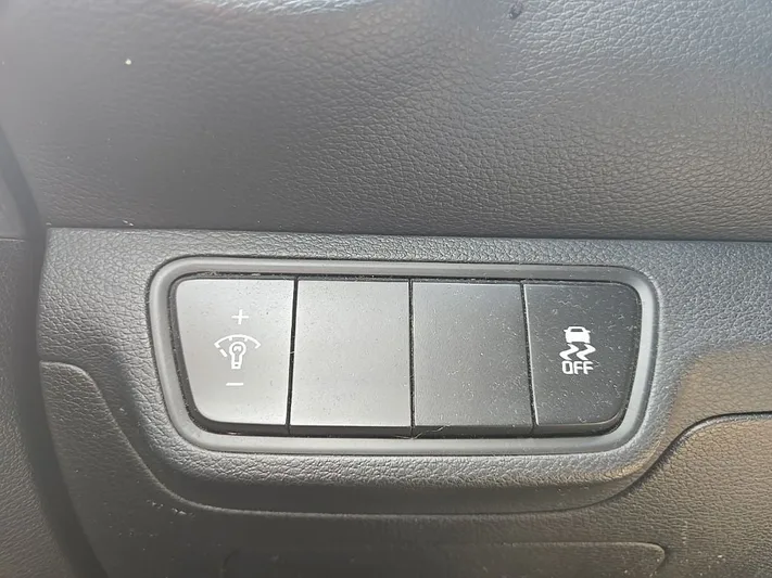 2022 Kia Forte - view 20