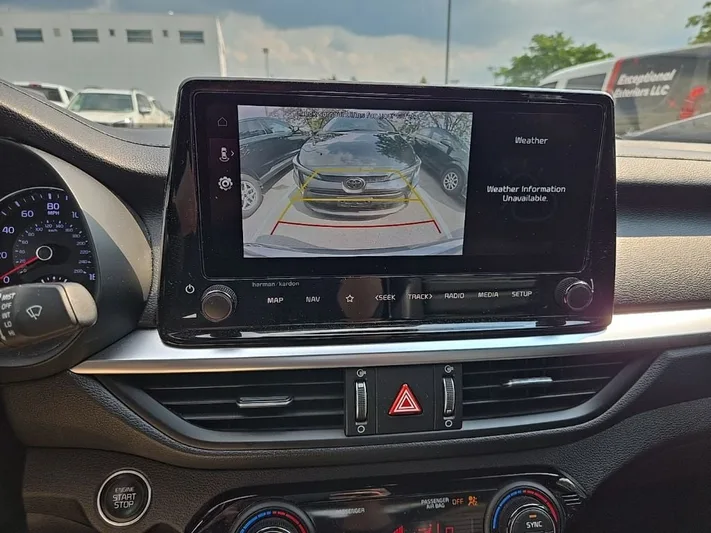 2022 Kia Forte - view 22