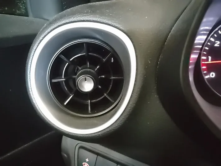 2024 Kia Forte - view 30