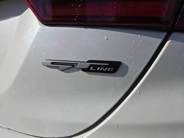 2024 Kia Forte - view 4