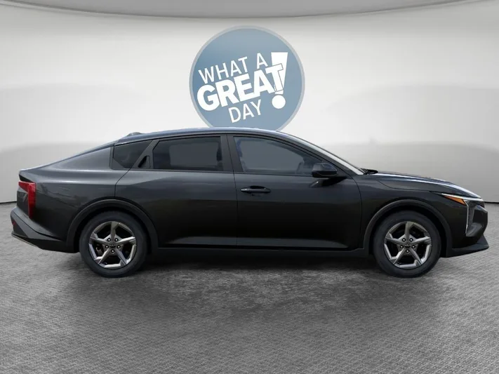 2026 Kia K4 - view 7