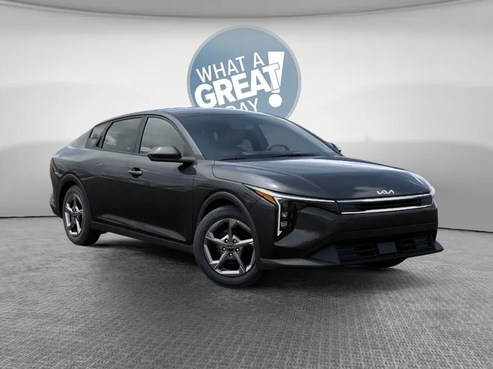 2026 Kia K4 - view 8